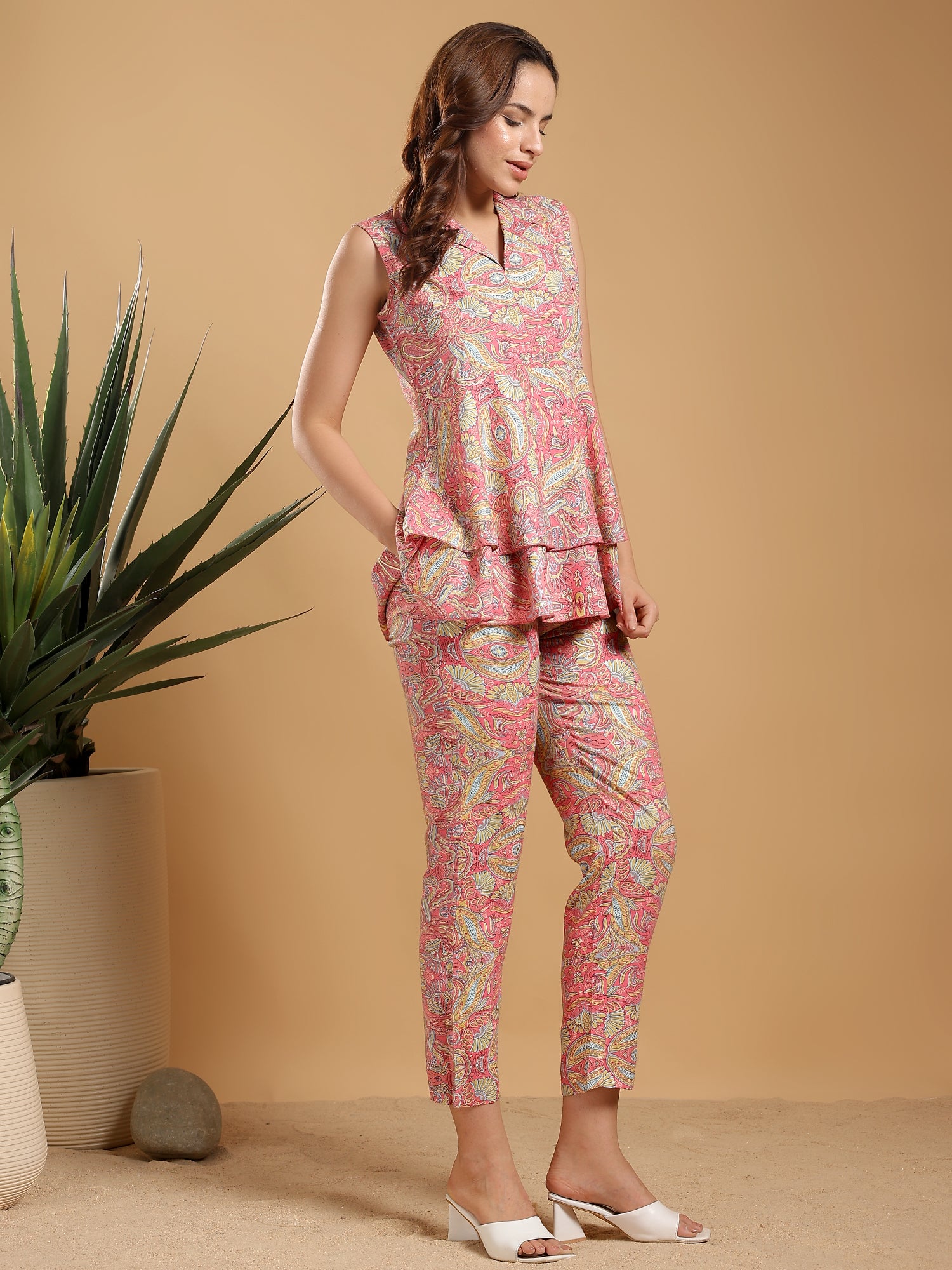 Pink paisley print Band neck collar and tunic top with pants coord set
