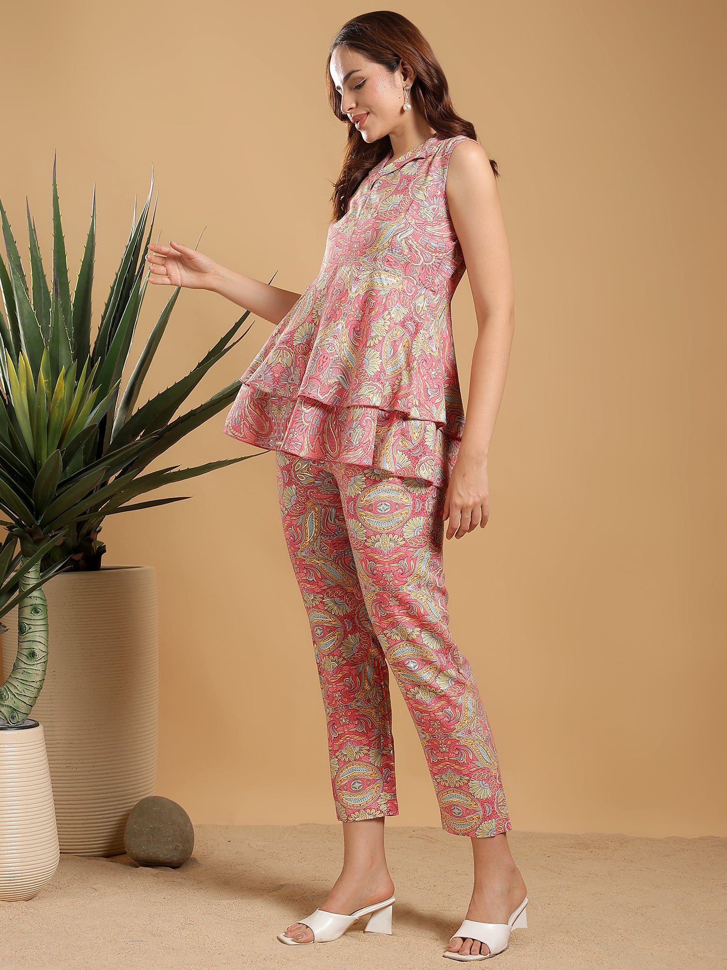 Pink paisley print Band neck collar and tunic top with pants coord set