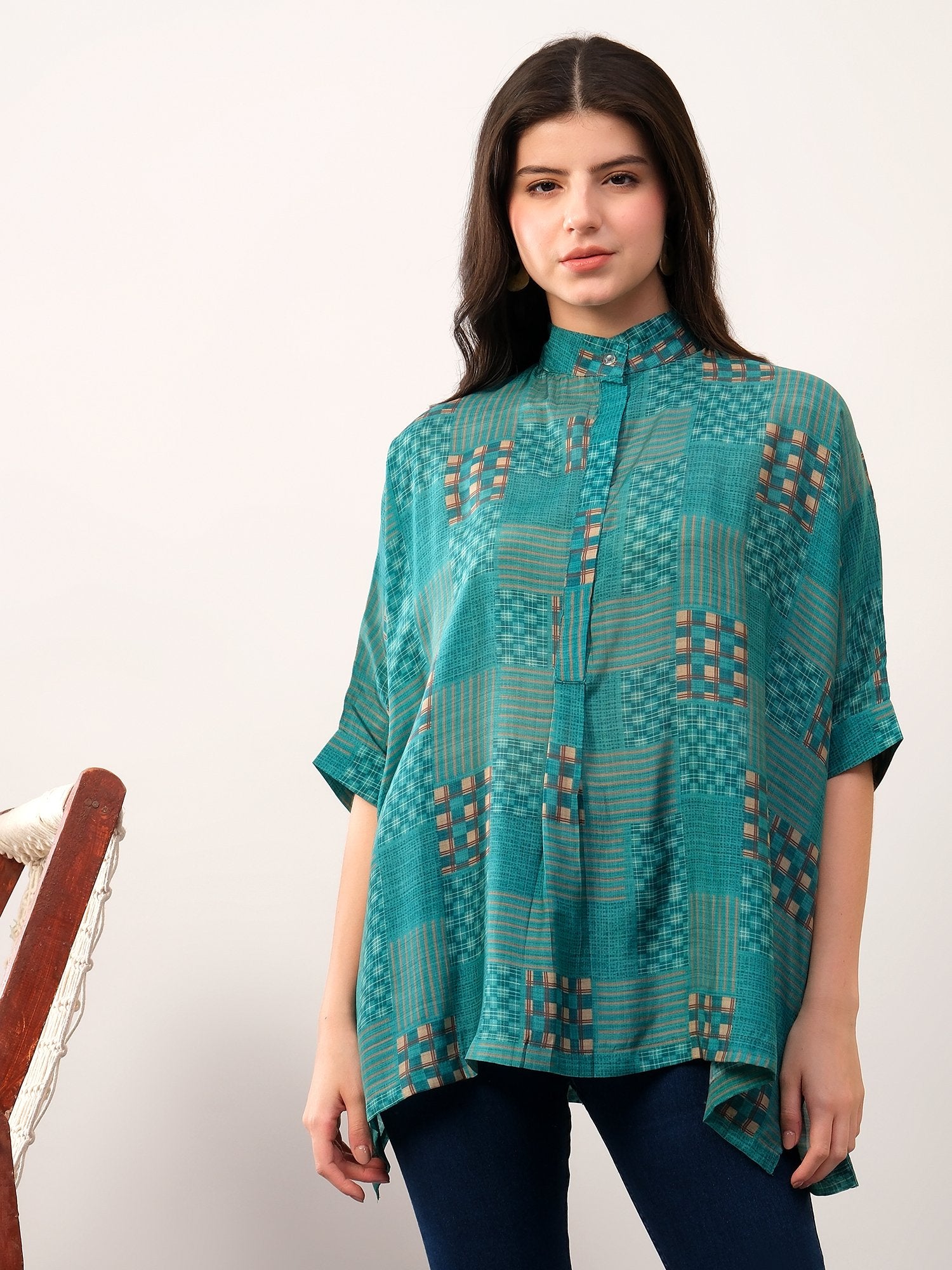 Green kaftan style printed solace one size shirt