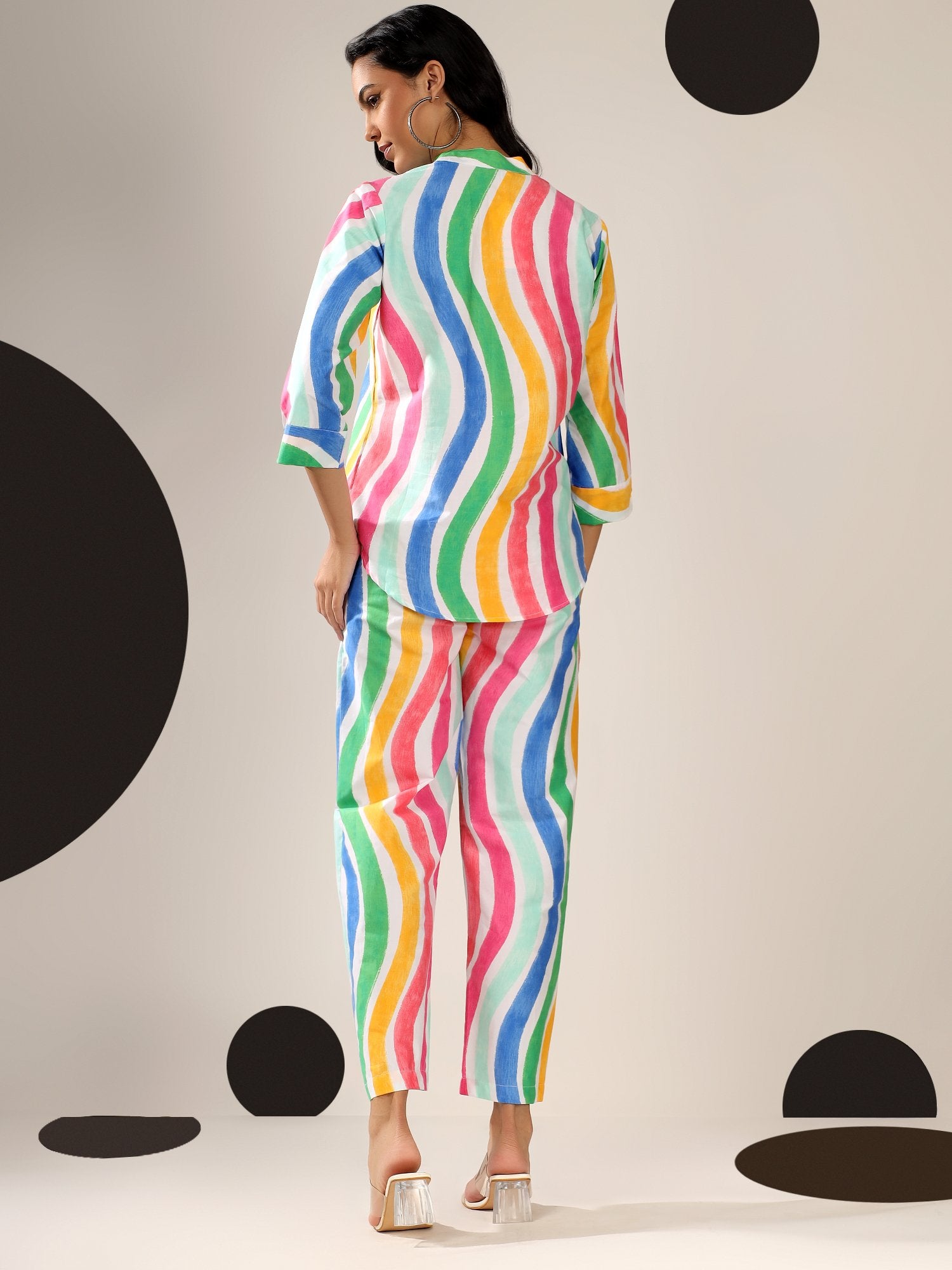 White multi coloured wavy striped Regular Coord Set